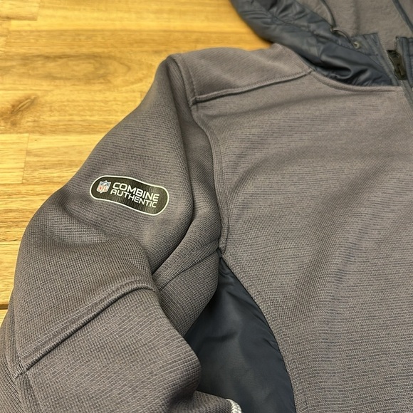 UNDER ARMOUR ⭐️  NY Jets hooded zip up - Picture 5 of 8